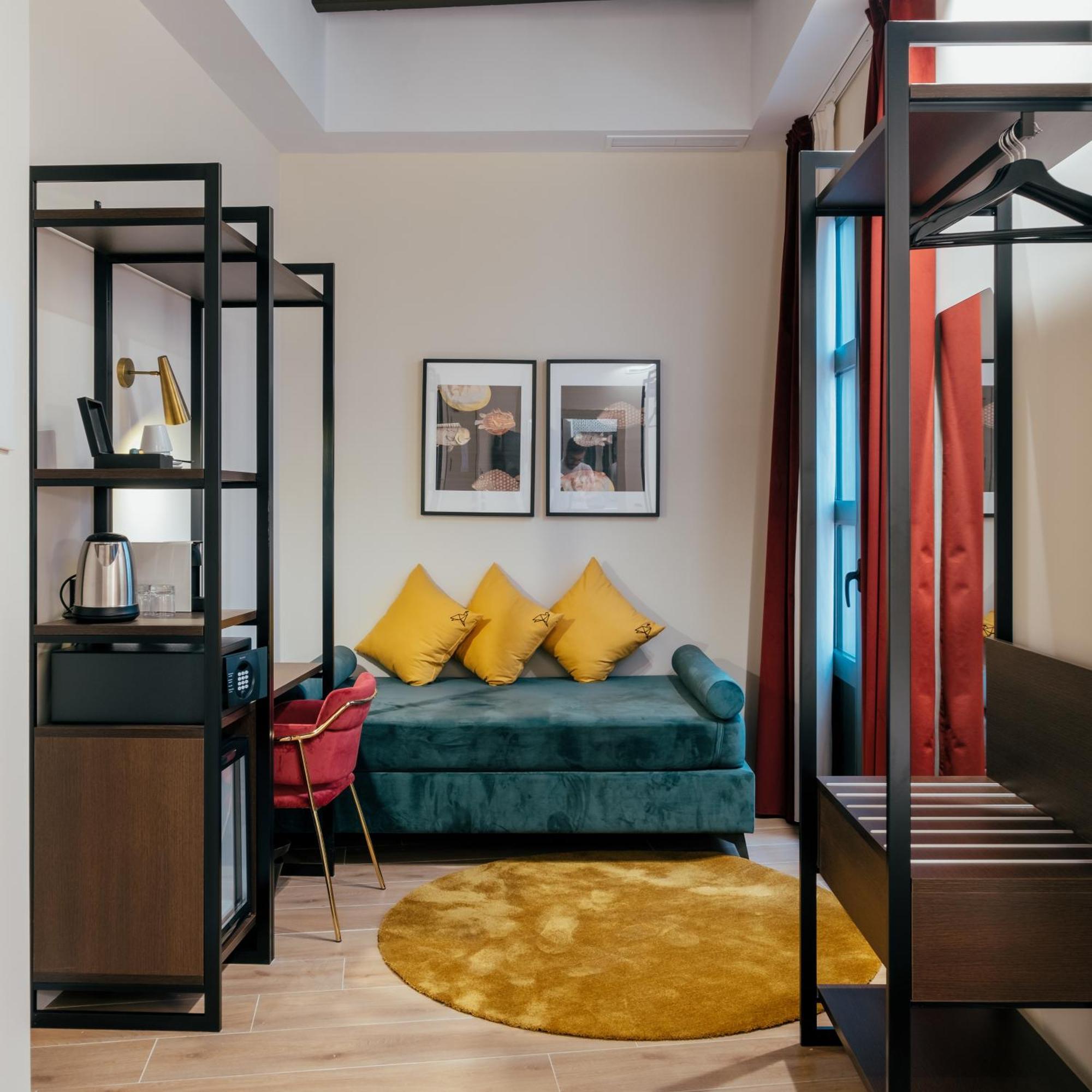 Superior Double Room,1285913869:JPEG
