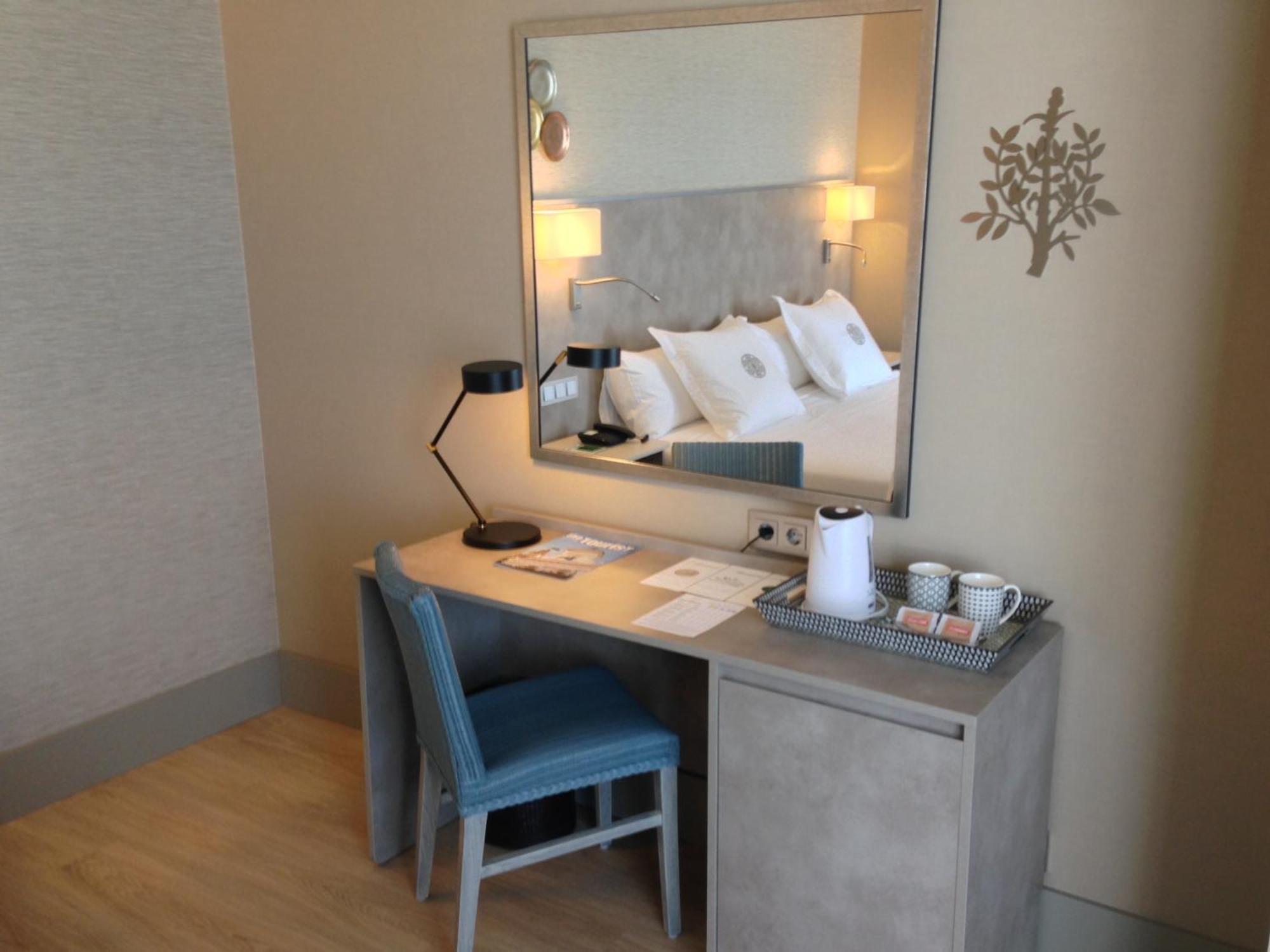 Deluxe Double or Twin Room Terrace